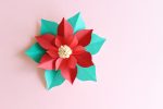 ​ 折り紙でポインセチアの作り方！簡単な切り絵でできるよ！